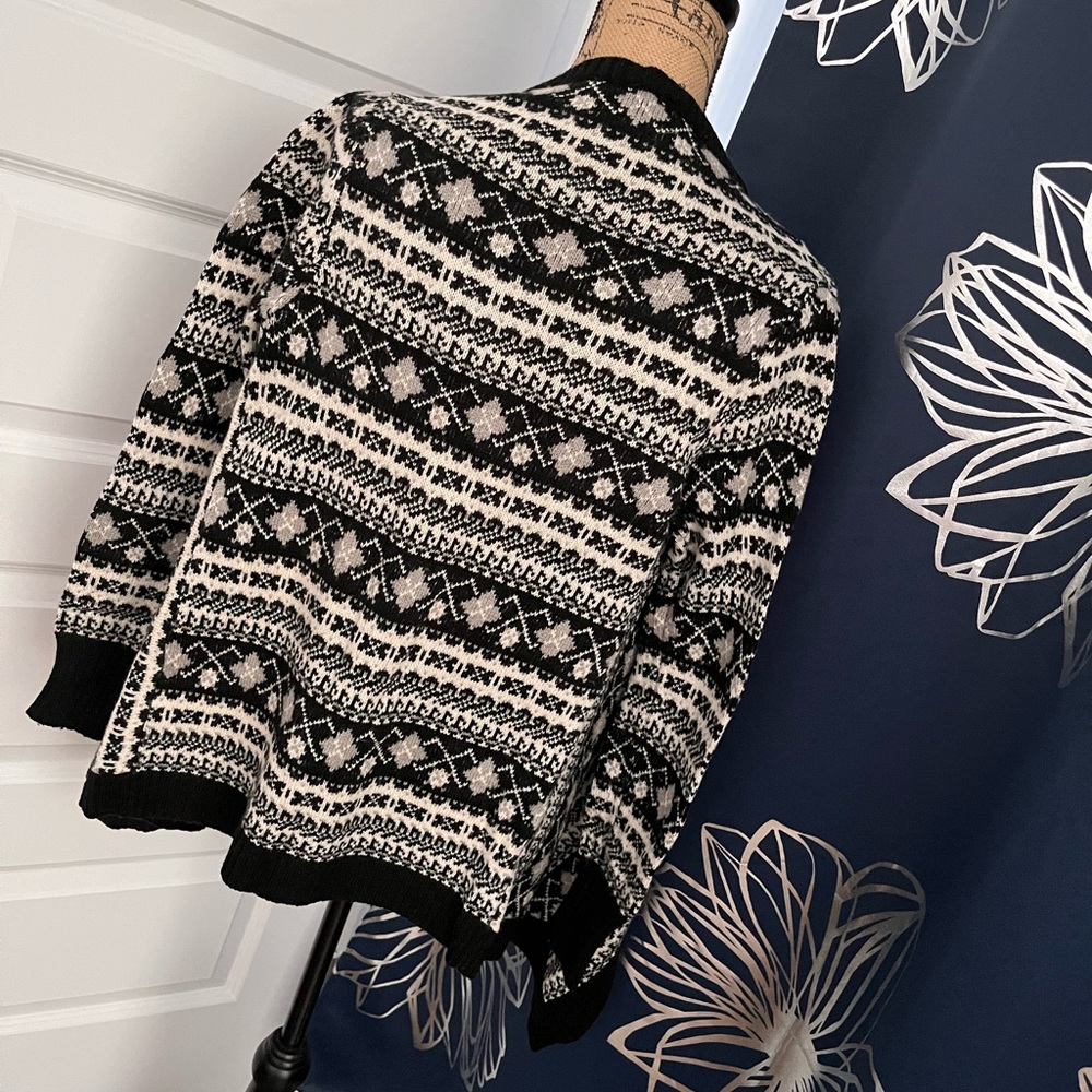 Vintage Wool Blend Open Front Jacquard Knit Shawl - Picture 4 of 5